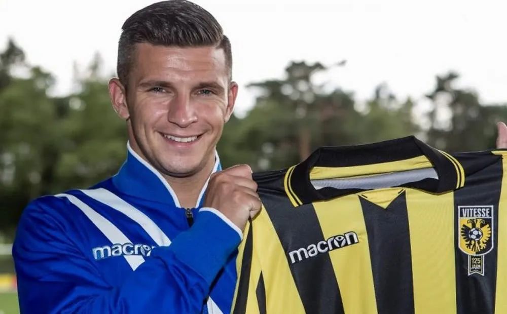 羽毛球到深 羽毛球到深