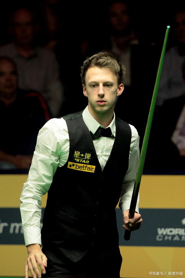 中卫和左后 中卫和左后