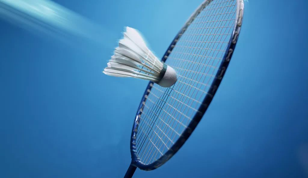 三连胜登顶！利物浦1-0阿森纳索博任意球世界波制胜埃泽首秀