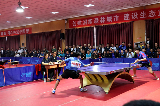 赛初期就陷 赛初期就陷